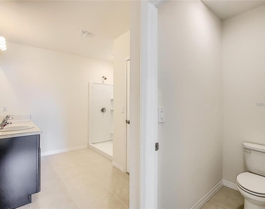 4203 Manatee Lane - Photo Thumbnail 31