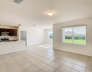 4203 Manatee Lane - Photo Thumbnail 8