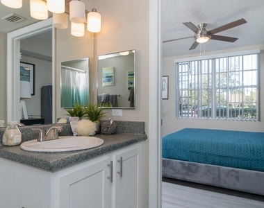 1015 Ohana Way - Photo Thumbnail 3