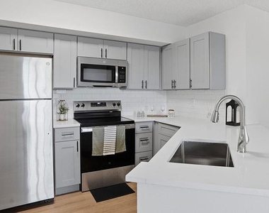 1015 Ohana Way - Photo Thumbnail 26