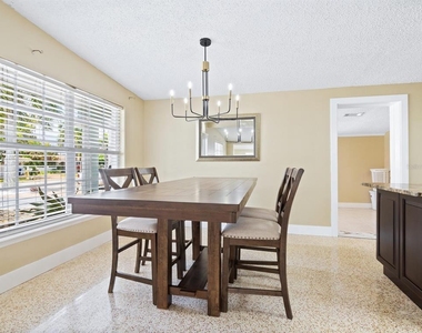 3115 Bay Drive - Photo Thumbnail 5