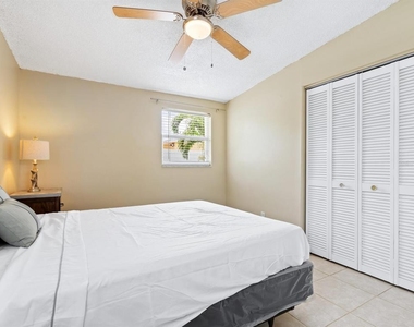 3115 Bay Drive - Photo Thumbnail 16