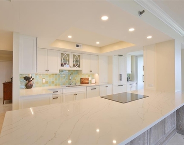 775 Longboat Club Road - Photo Thumbnail 13
