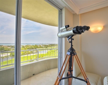 775 Longboat Club Road - Photo Thumbnail 7