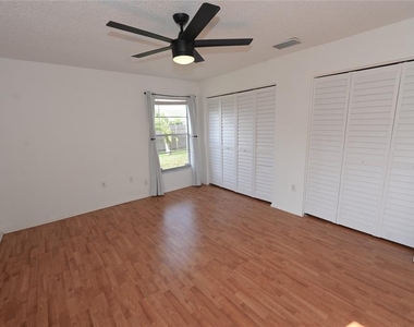 6524 Mauna Loa Boulevard - Photo Thumbnail 10