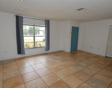 6524 Mauna Loa Boulevard - Photo Thumbnail 5