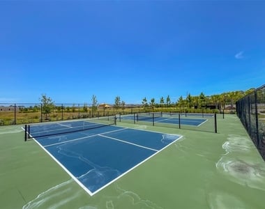 137 Whiteland Bend - Photo Thumbnail 22