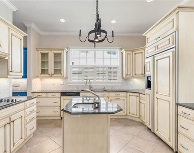 4561 Murcia Boulevard - Photo Thumbnail 8