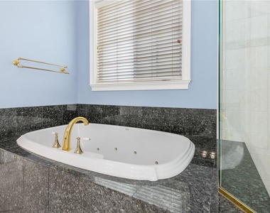 4561 Murcia Boulevard - Photo Thumbnail 20