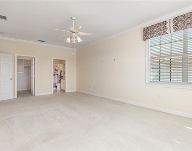 4561 Murcia Boulevard - Photo Thumbnail 25