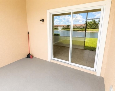 3696 Parkridge Circle - Photo Thumbnail 11