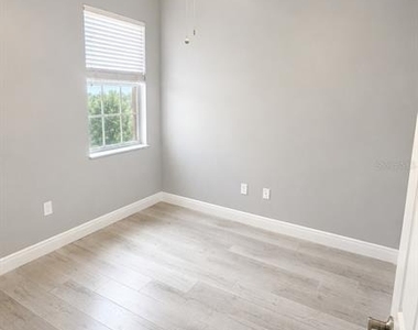 3696 Parkridge Circle - Photo Thumbnail 24