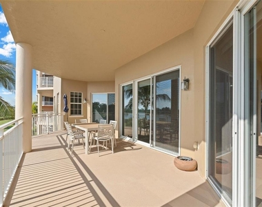 6100 Jessie Harbor Drive - Photo Thumbnail 48