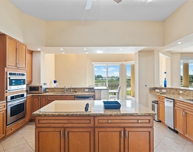 6100 Jessie Harbor Drive - Photo Thumbnail 42