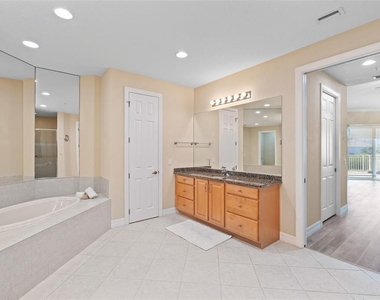 6100 Jessie Harbor Drive - Photo Thumbnail 29