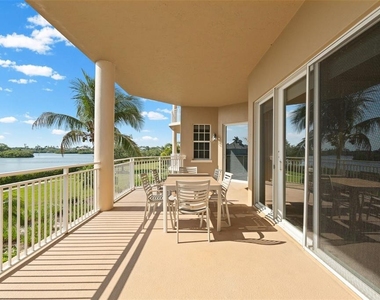 6100 Jessie Harbor Drive - Photo Thumbnail 49