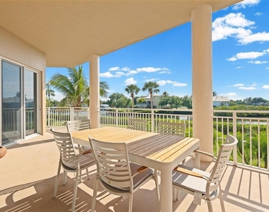 6100 Jessie Harbor Drive - Photo Thumbnail 46