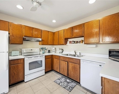 1626 Brookhouse Drive - Photo Thumbnail 13