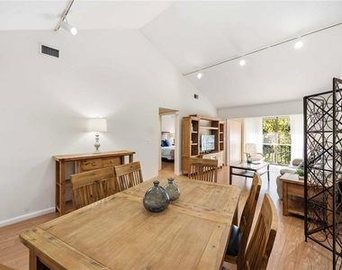1626 Brookhouse Drive - Photo Thumbnail 7