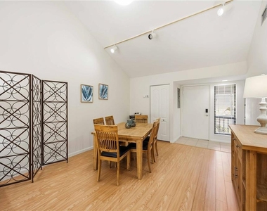 1626 Brookhouse Drive - Photo Thumbnail 8