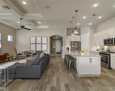12203 Seabrook Avenue - Photo Thumbnail 7