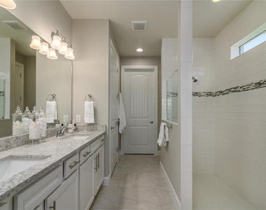 12203 Seabrook Avenue - Photo Thumbnail 16