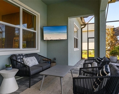 12203 Seabrook Avenue - Photo Thumbnail 24