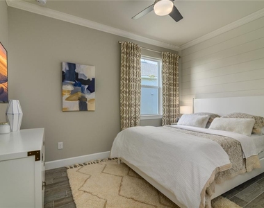 12203 Seabrook Avenue - Photo Thumbnail 17
