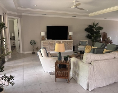 288 Toscavilla Boulevard - Photo Thumbnail 6