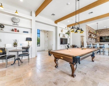 288 Toscavilla Boulevard - Photo Thumbnail 26
