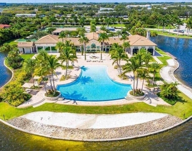 288 Toscavilla Boulevard - Photo Thumbnail 17