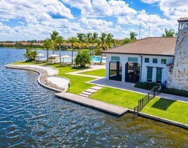 288 Toscavilla Boulevard - Photo Thumbnail 23