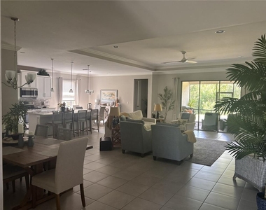 288 Toscavilla Boulevard - Photo Thumbnail 3