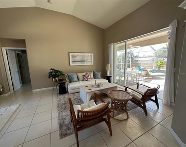 4580 Crystal Road - Photo Thumbnail 6
