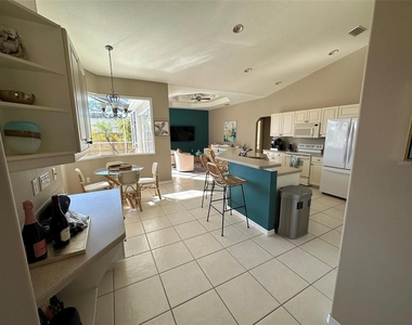 4580 Crystal Road - Photo Thumbnail 7