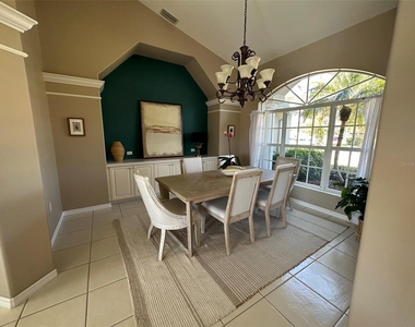 4580 Crystal Road - Photo Thumbnail 5