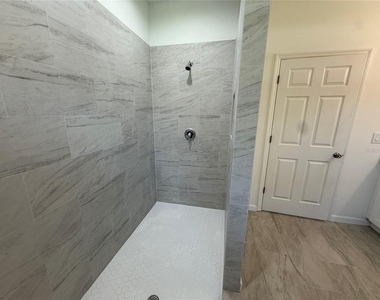 1392 Alabelle Lane - Photo Thumbnail 8