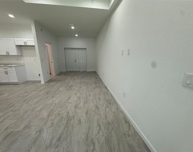 1392 Alabelle Lane - Photo Thumbnail 14