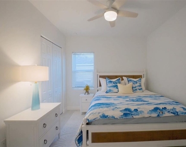 5504 Title Row Drive - Photo Thumbnail 22