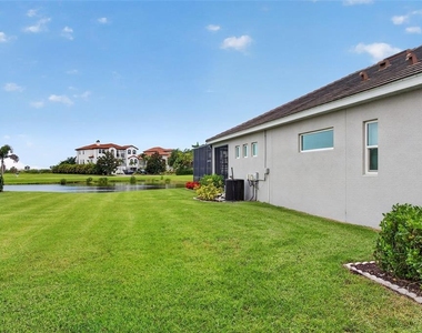 5504 Title Row Drive - Photo Thumbnail 32