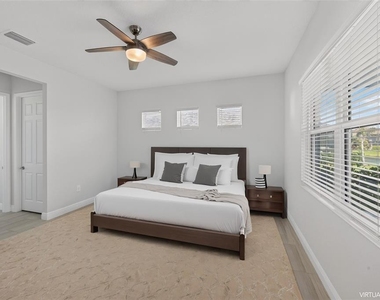 5504 Title Row Drive - Photo Thumbnail 11