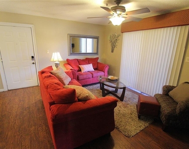 4009 Crockers Lake Boulevard - Photo Thumbnail 4