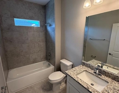 2307 Zuyder Terrace - Photo Thumbnail 11