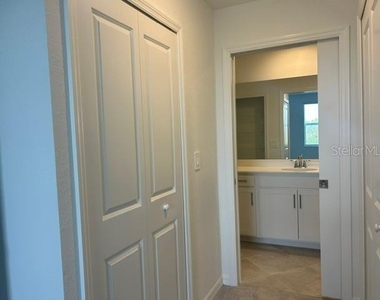 17570 Opal Sand Drive - Photo Thumbnail 14