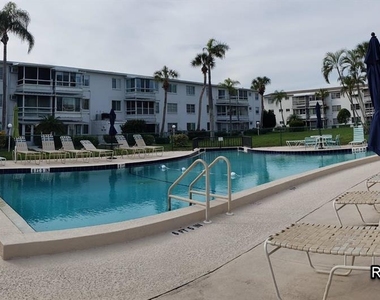 2047 Canal Drive - Photo Thumbnail 9