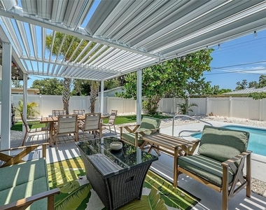 1302 Mango Avenue - Photo Thumbnail 40
