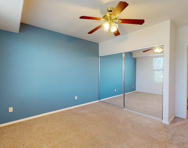 6256 Escondido Drive - Photo Thumbnail 24