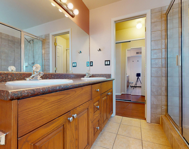 6256 Escondido Drive - Photo Thumbnail 21