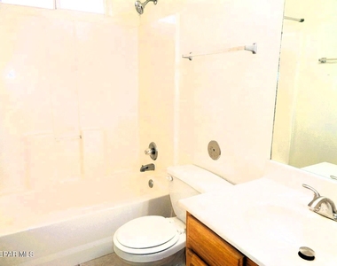 12529 Tierra Norte Road - Photo Thumbnail 20