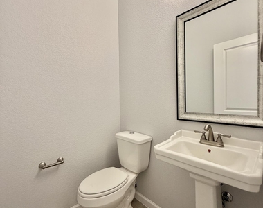 837 Magnolia Park Street - Photo Thumbnail 12